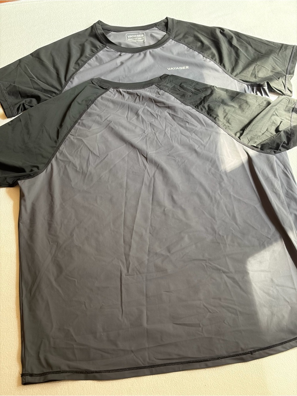 Rash Guard Swim Shirts 2 Pack Vayager Men’s XL Gray Black UPF Short Sleeve - Picture 3 of 4